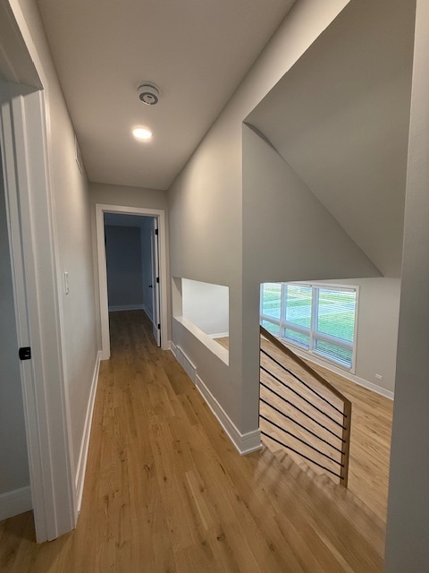 1301 Lois Avenue, Park Ridge, IL 60068