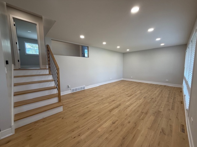 1301 Lois Avenue, Park Ridge, IL 60068