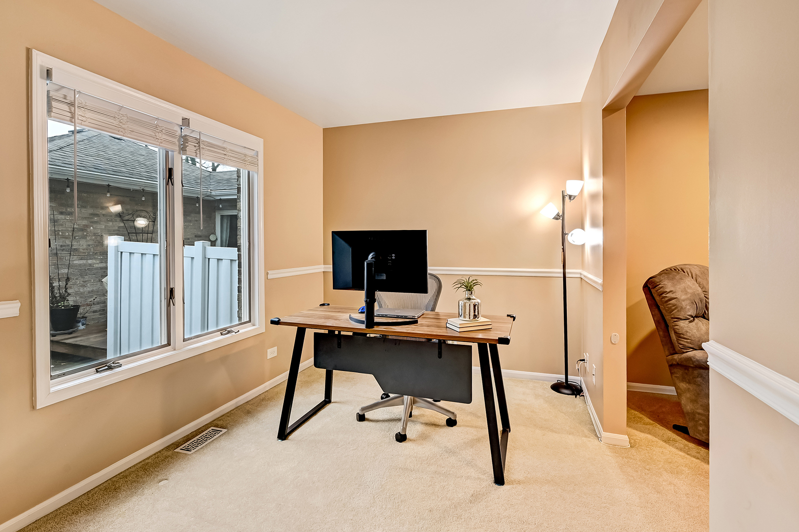 109 Meadowlark Drive #109, Countryside, IL 60525