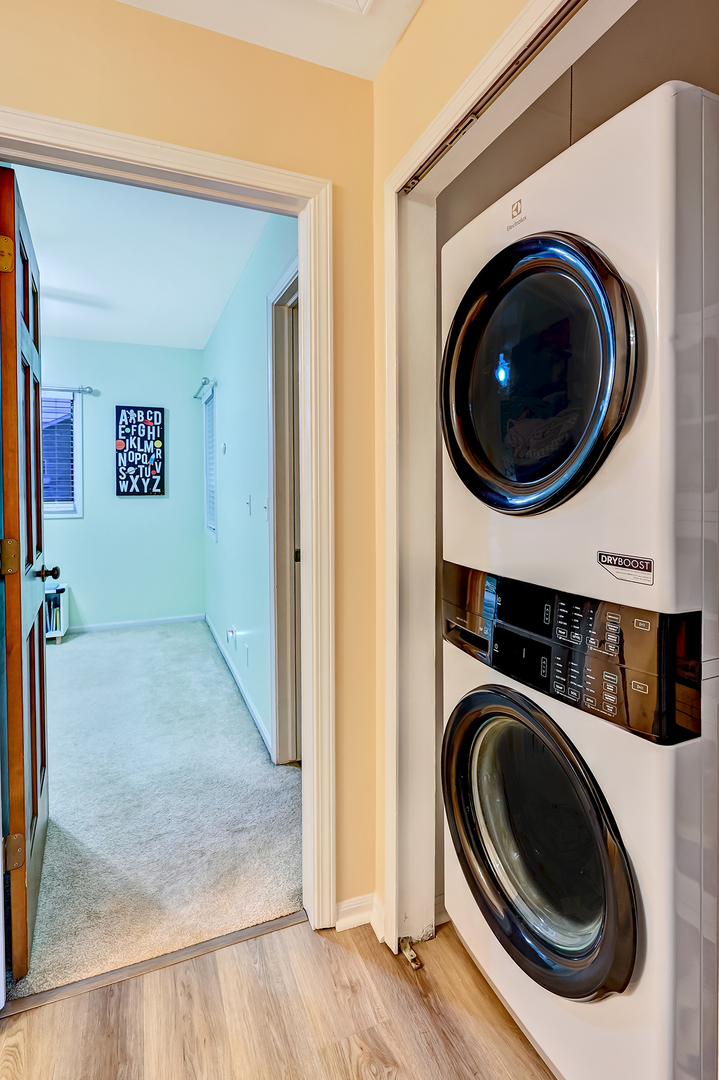 109 Meadowlark Drive #109, Countryside, IL 60525