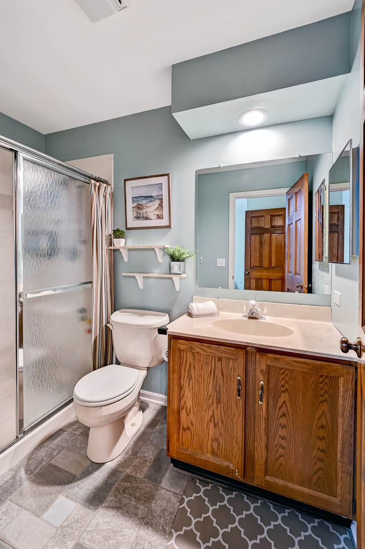 109 Meadowlark Drive #109, Countryside, IL 60525