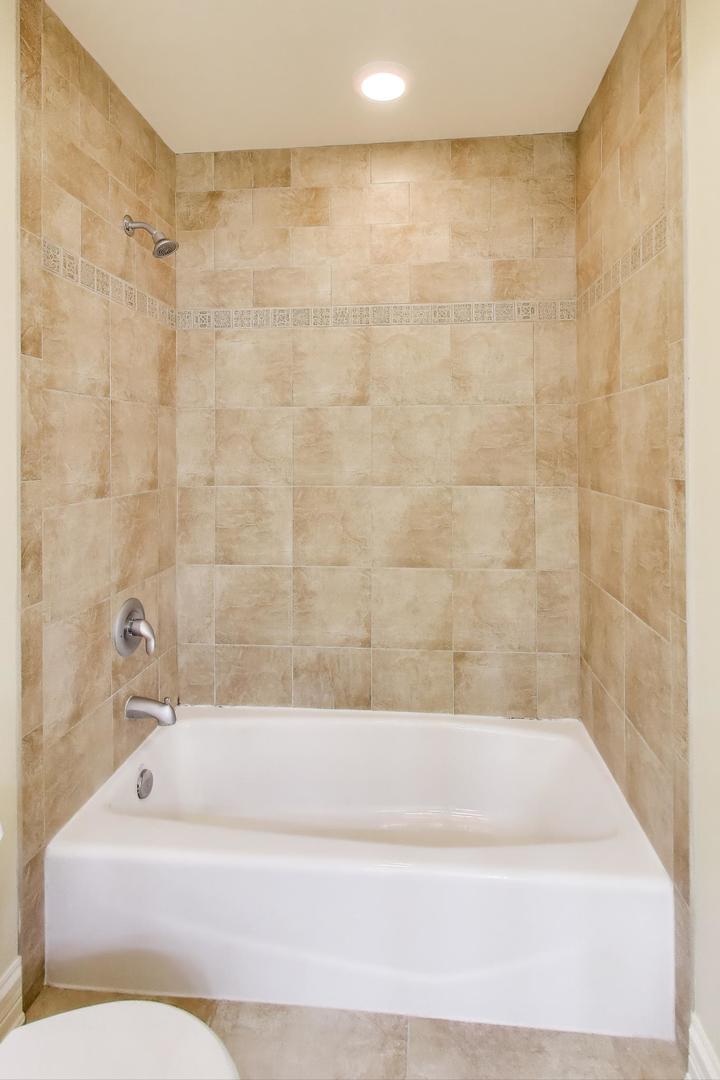 South Elgin, IL 60177