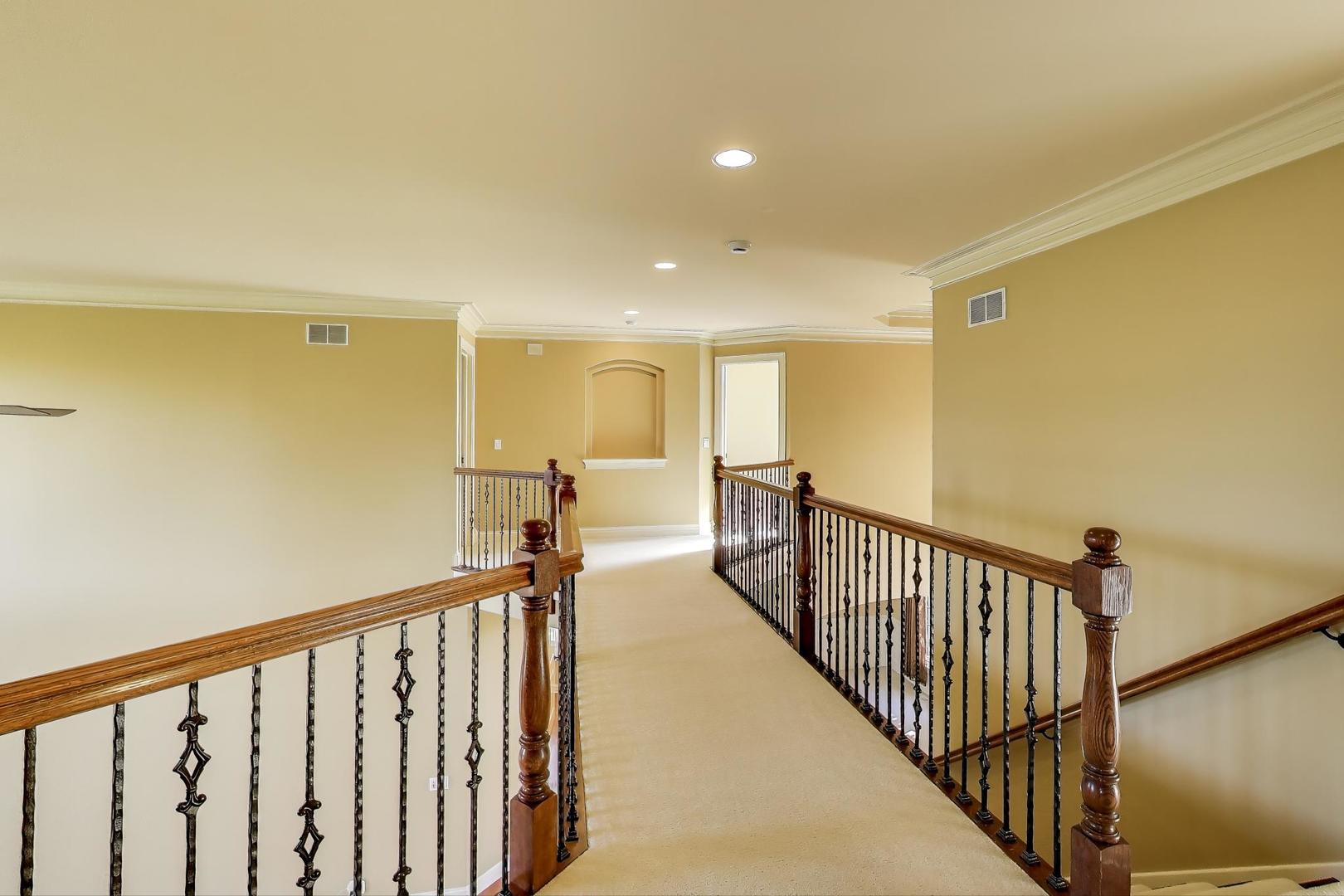 South Elgin, IL 60177