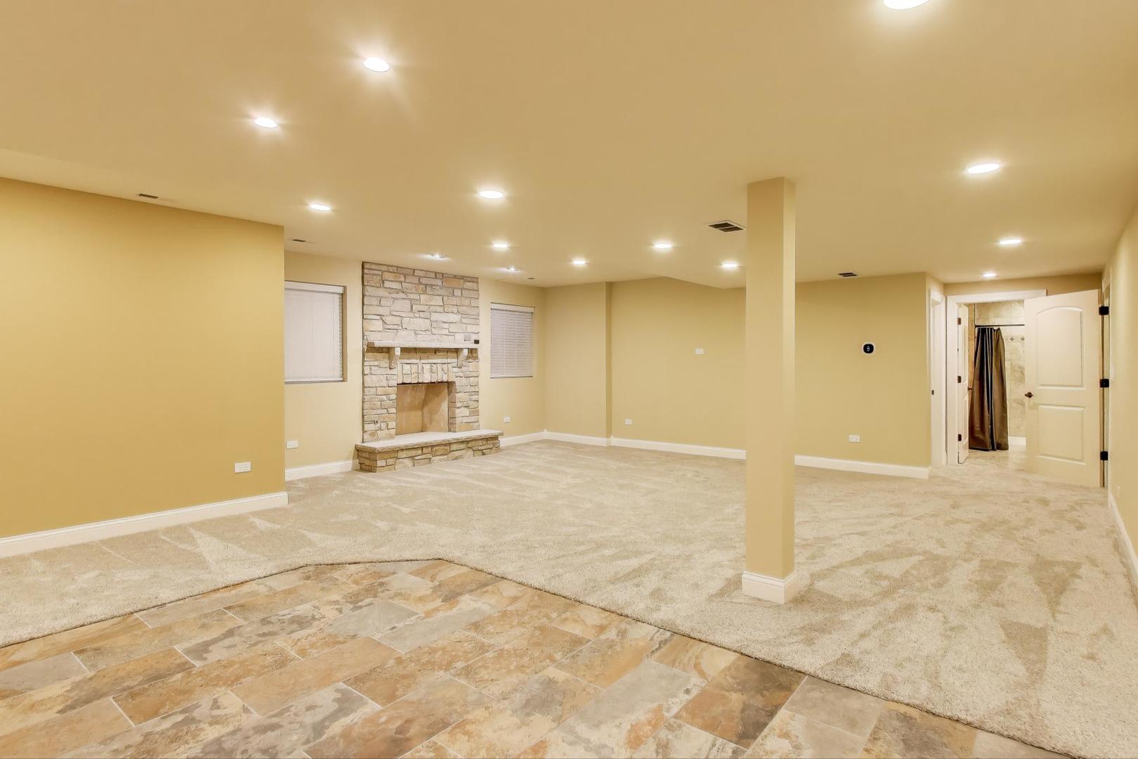 South Elgin, IL 60177