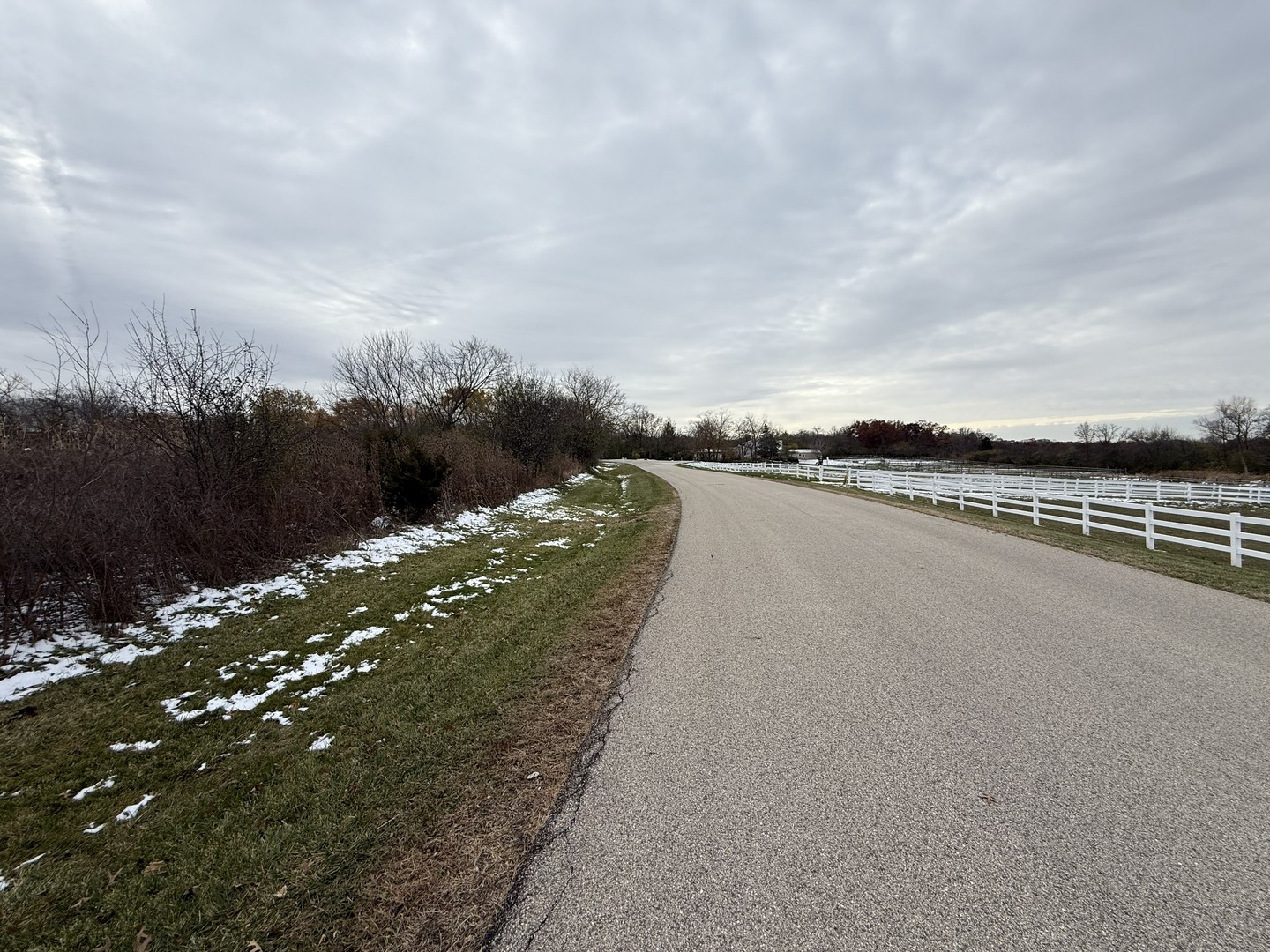 26840 N Fairfield Road, Wauconda, IL 60084