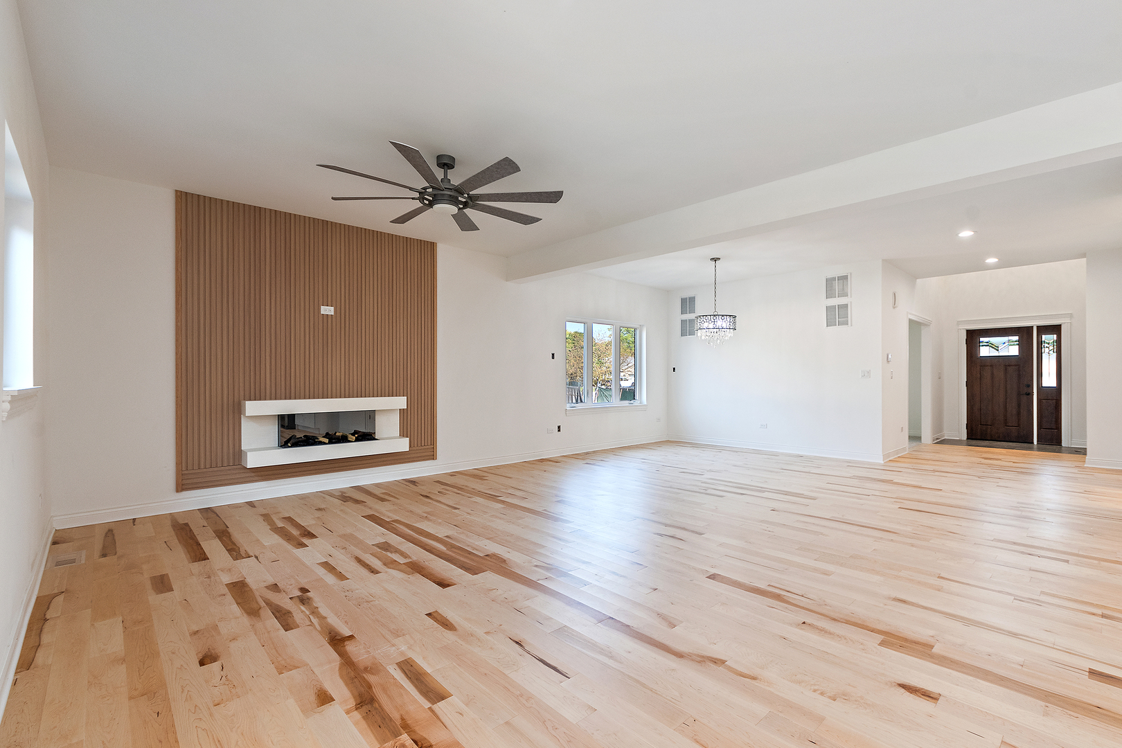 6705 W 91st Place, Oak Lawn, IL 60453