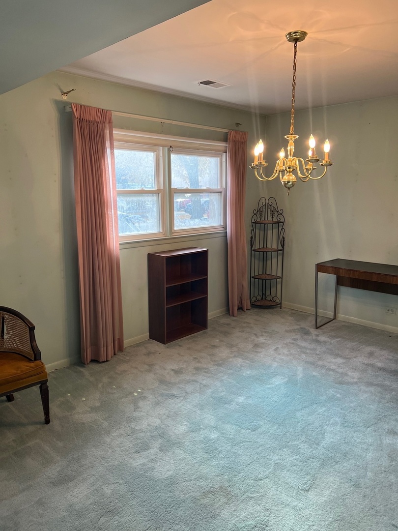 5200 GALITZ Street #105, Skokie, IL 60077