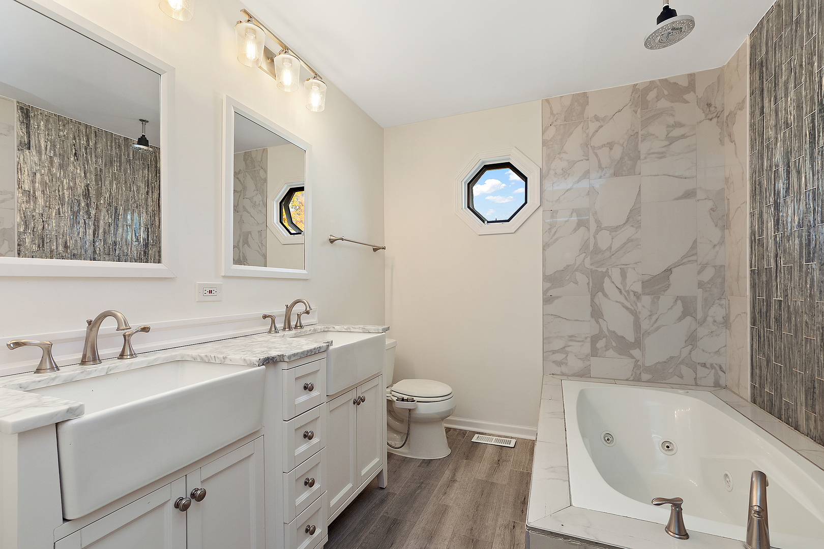 17709 PEACOCK Lane, Tinley Park, IL 60477