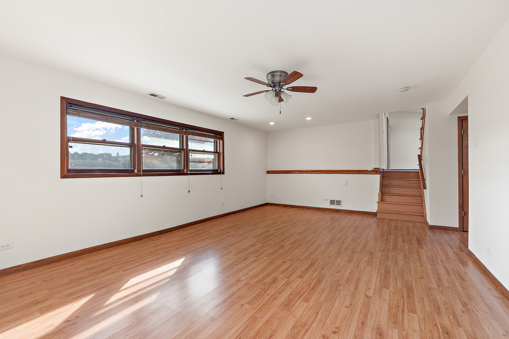 17709 PEACOCK Lane, Tinley Park, IL 60477