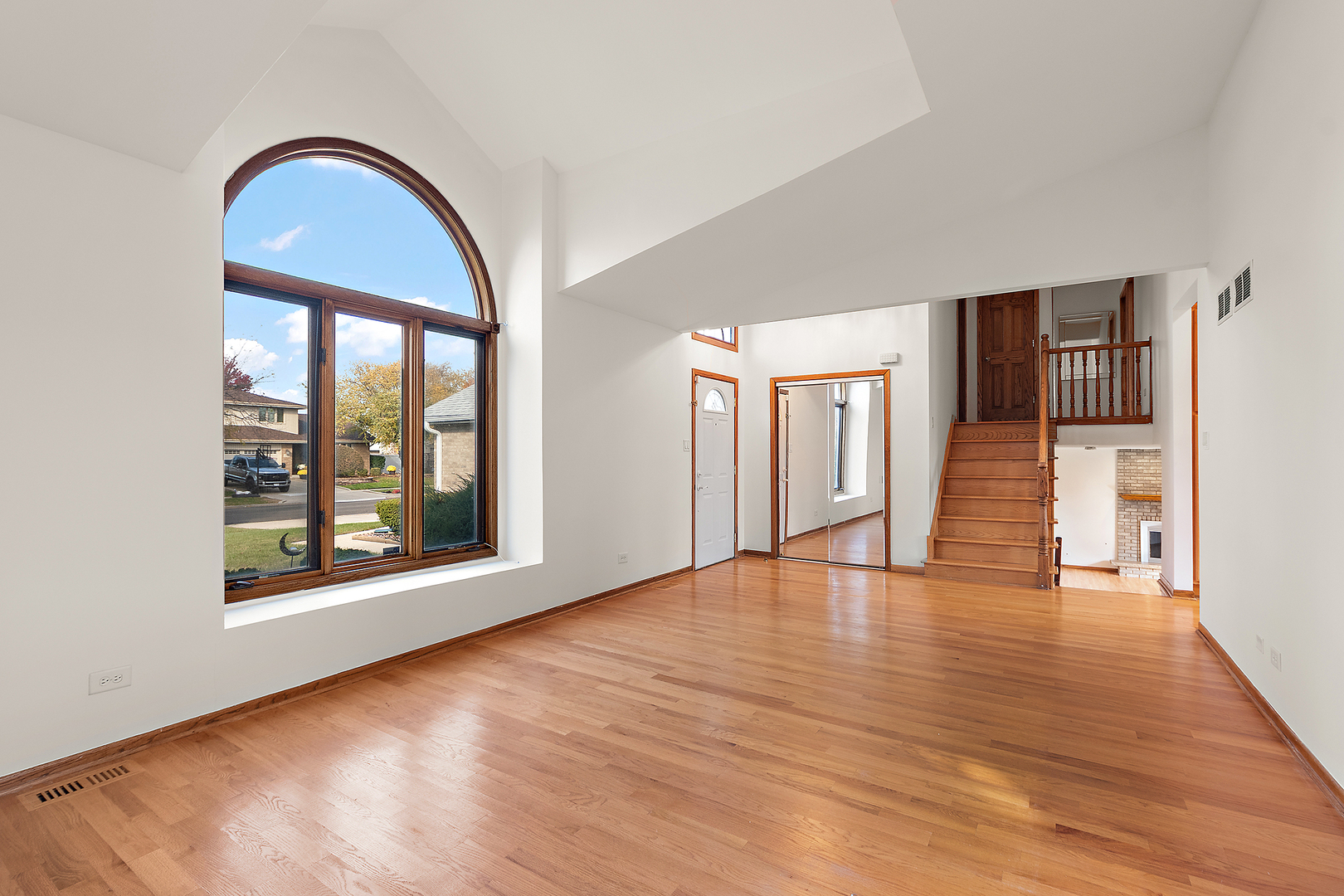 17709 PEACOCK Lane, Tinley Park, IL 60477