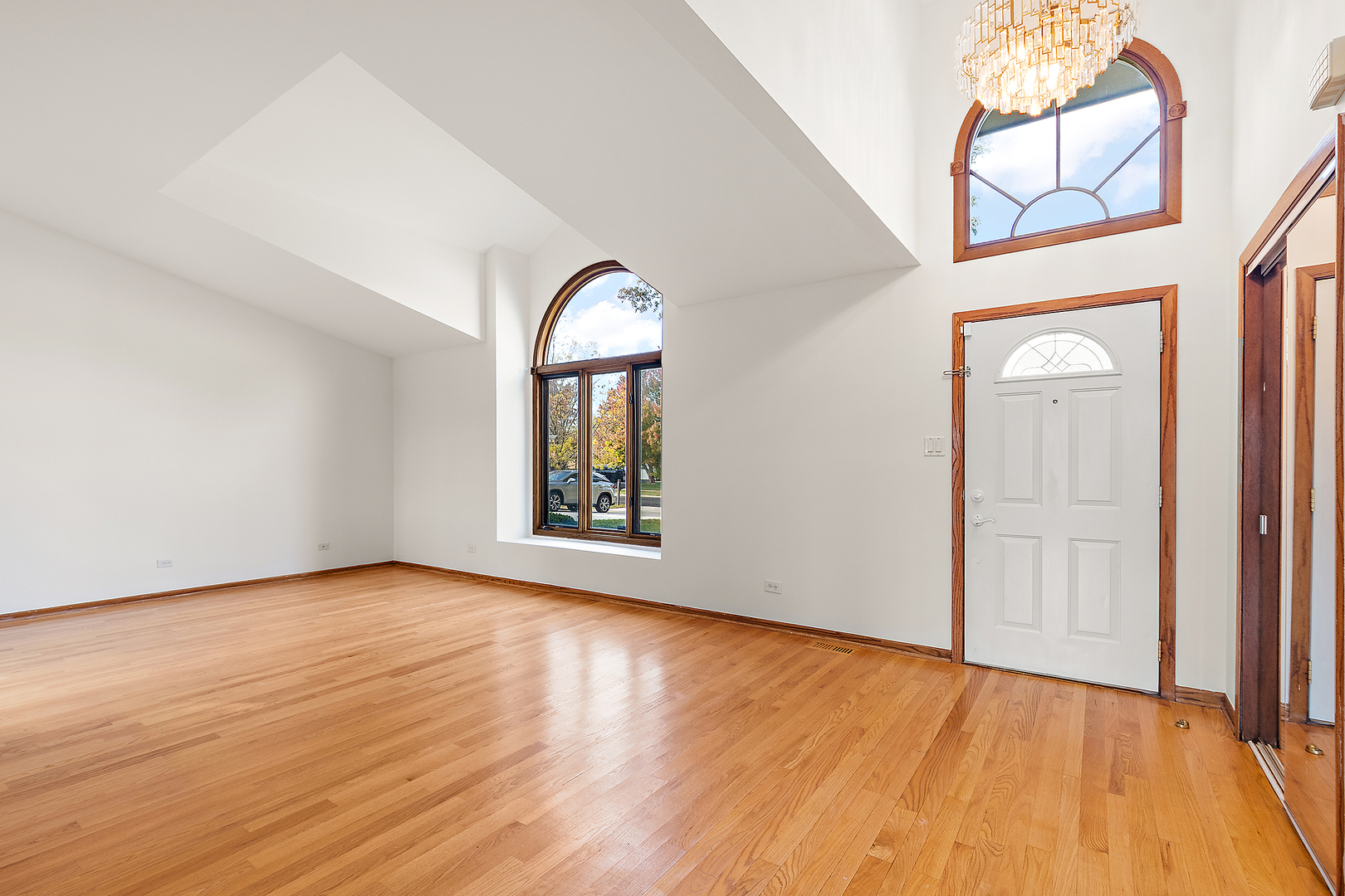 17709 PEACOCK Lane, Tinley Park, IL 60477