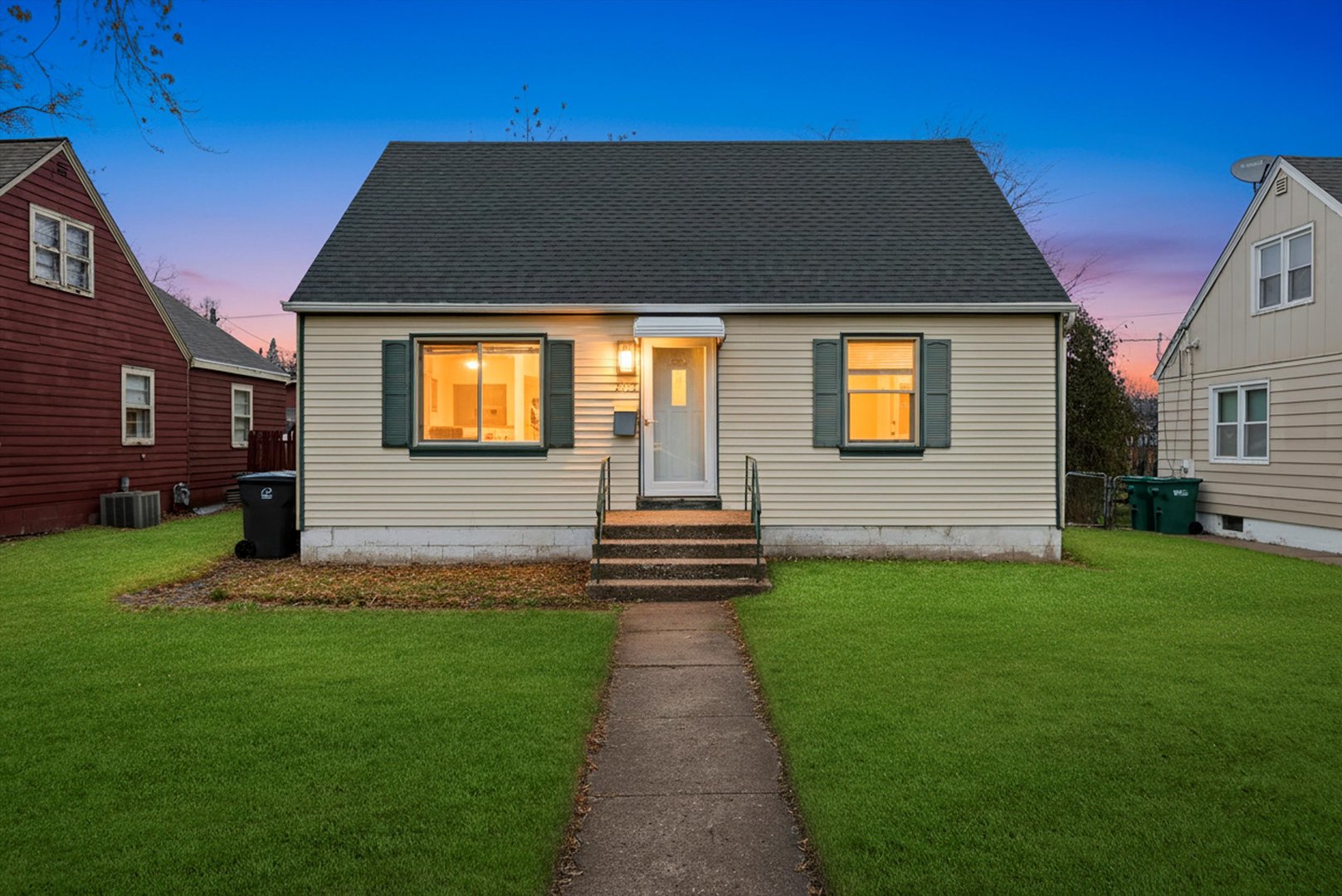 2512 Salem Boulevard, Zion, IL 60099