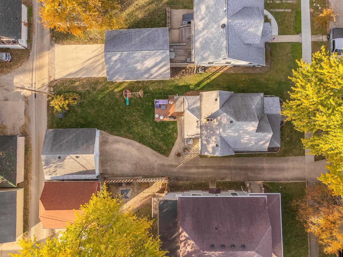 609 N Jackson Street, Clinton, IL 61727