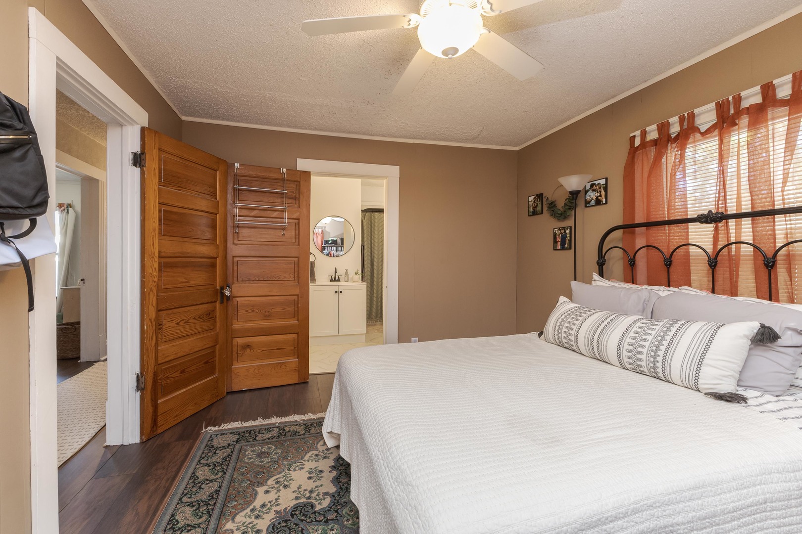 609 N Jackson Street, Clinton, IL 61727