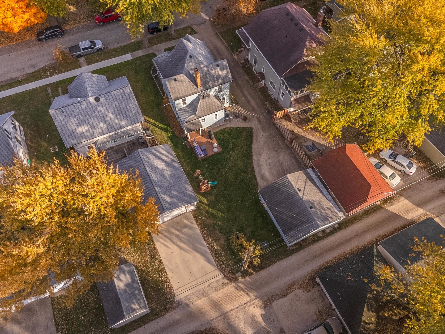 609 N Jackson Street, Clinton, IL 61727