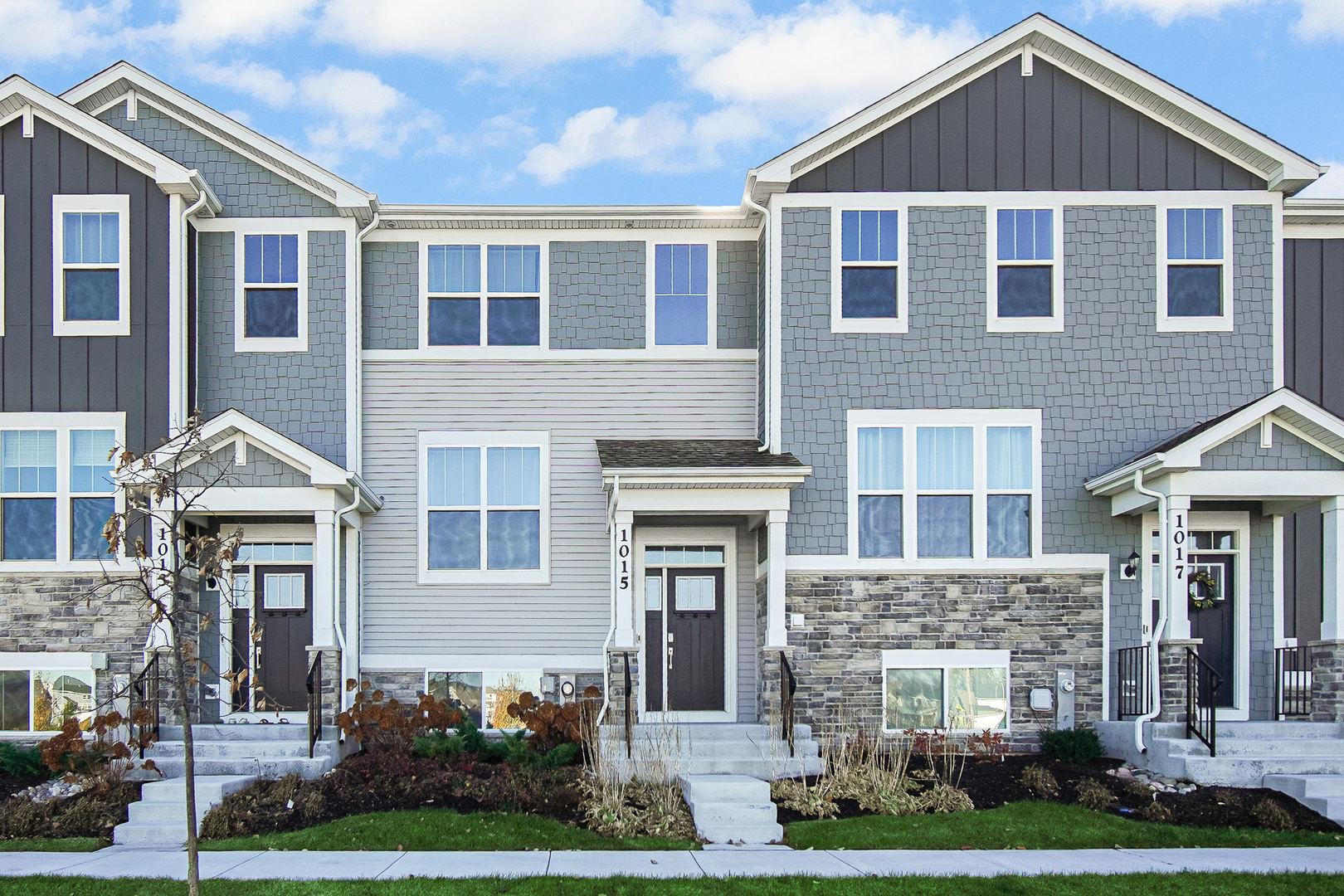 1015 Atterberg Road, South Elgin, IL 60177