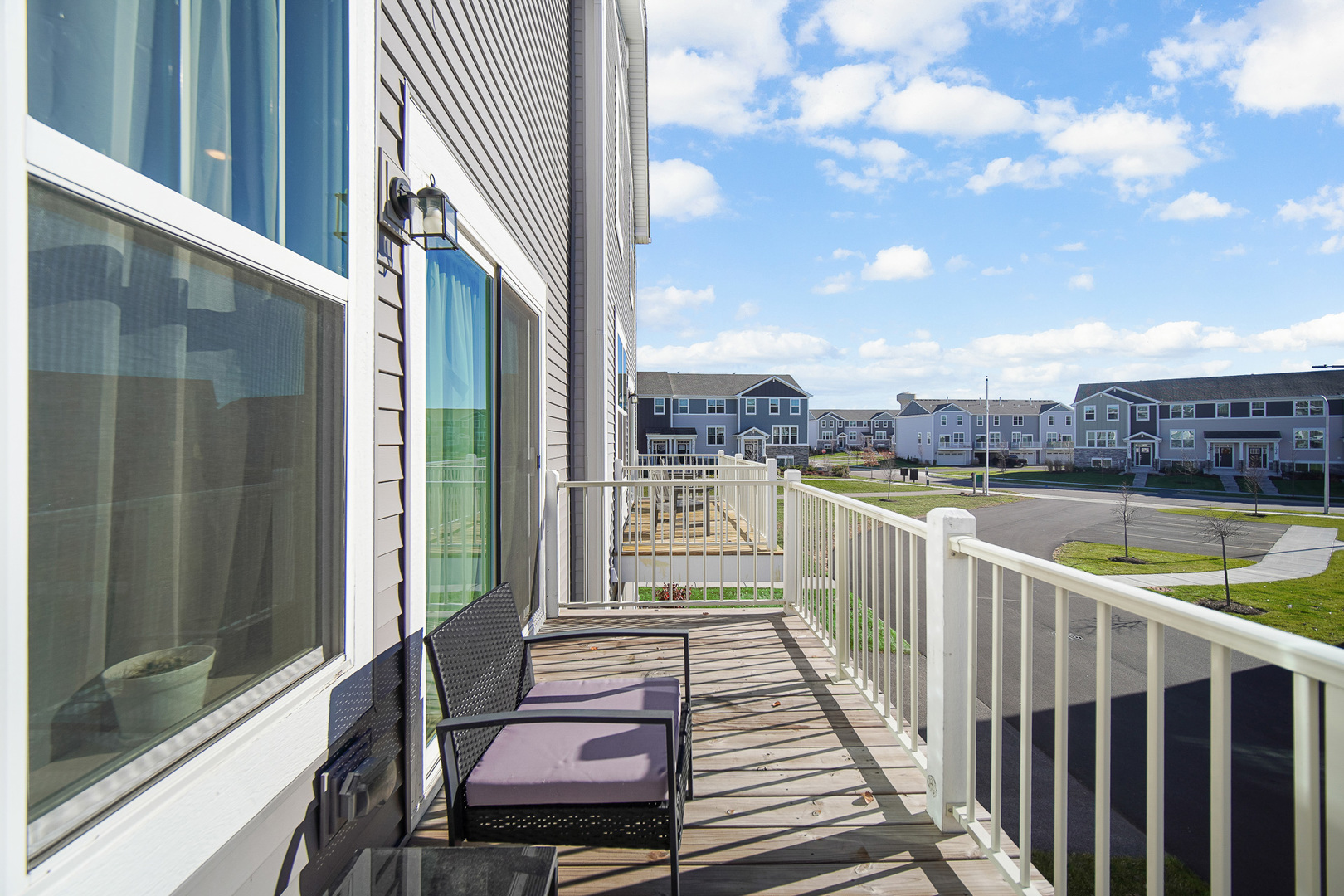 1015 Atterberg Road, South Elgin, IL 60177