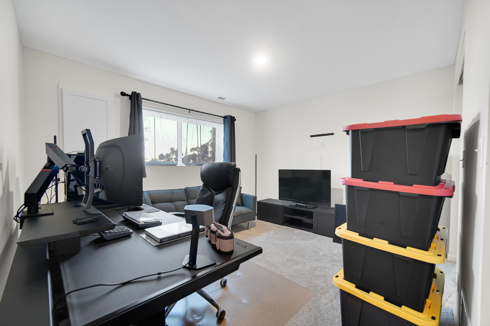 1015 Atterberg Road, South Elgin, IL 60177