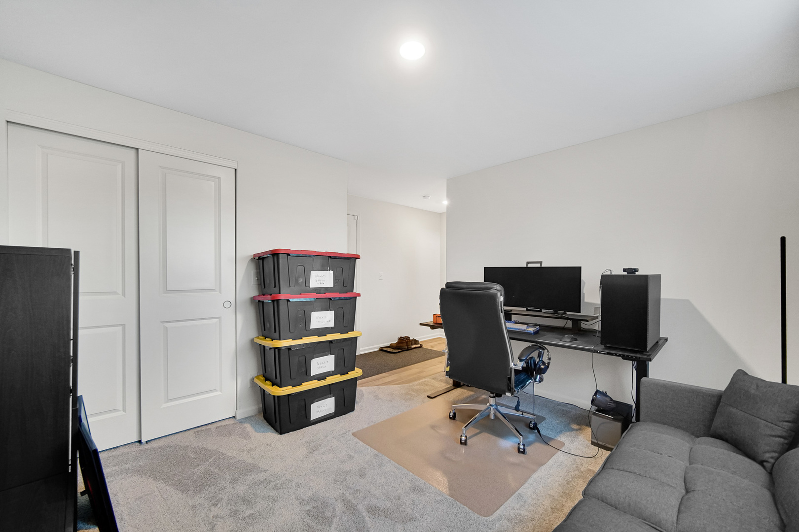 1015 Atterberg Road, South Elgin, IL 60177