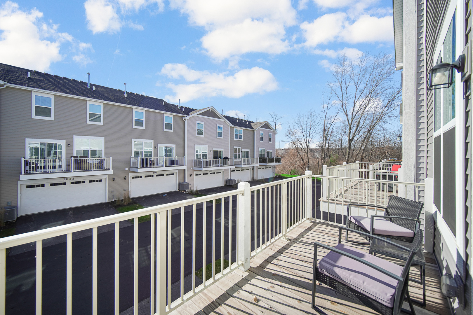 1015 Atterberg Road, South Elgin, IL 60177