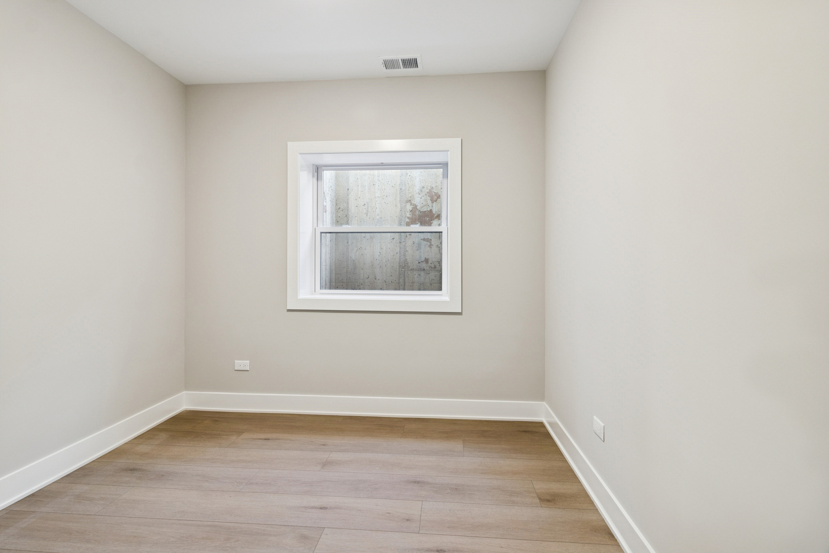 302 Hughes Avenue, Lockport, IL 60441