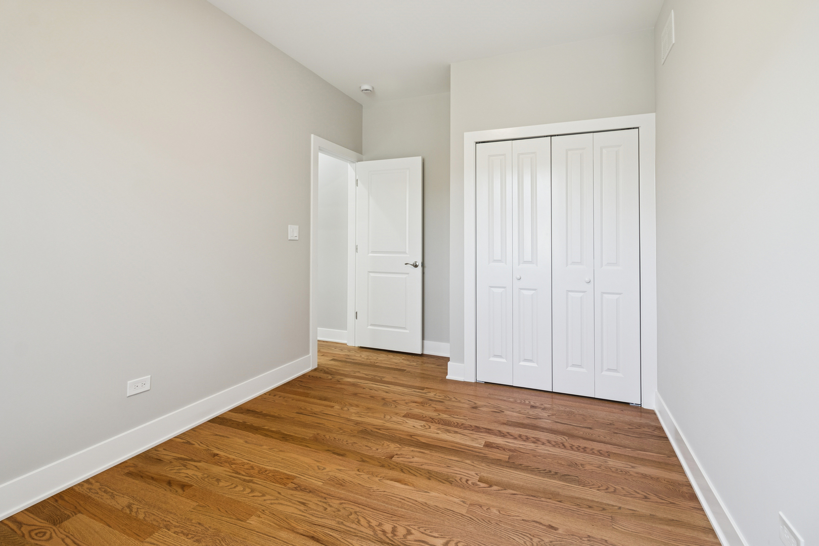 302 Hughes Avenue, Lockport, IL 60441