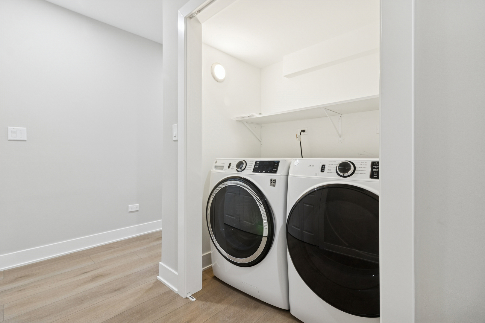 302 Hughes Avenue, Lockport, IL 60441