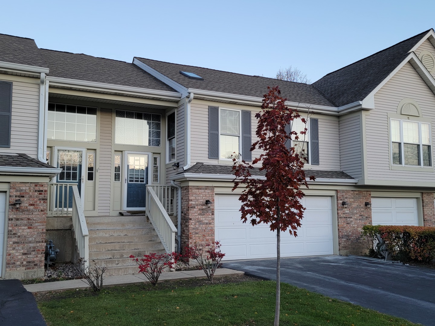 2765 S Cedar Glen Drive, Arlington Heights, IL 60005