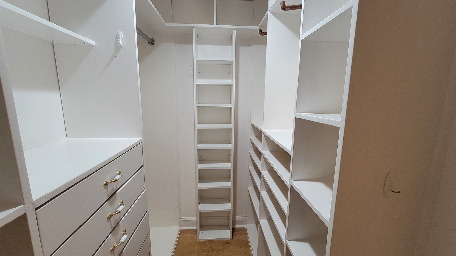 2765 S Cedar Glen Drive, Arlington Heights, IL 60005