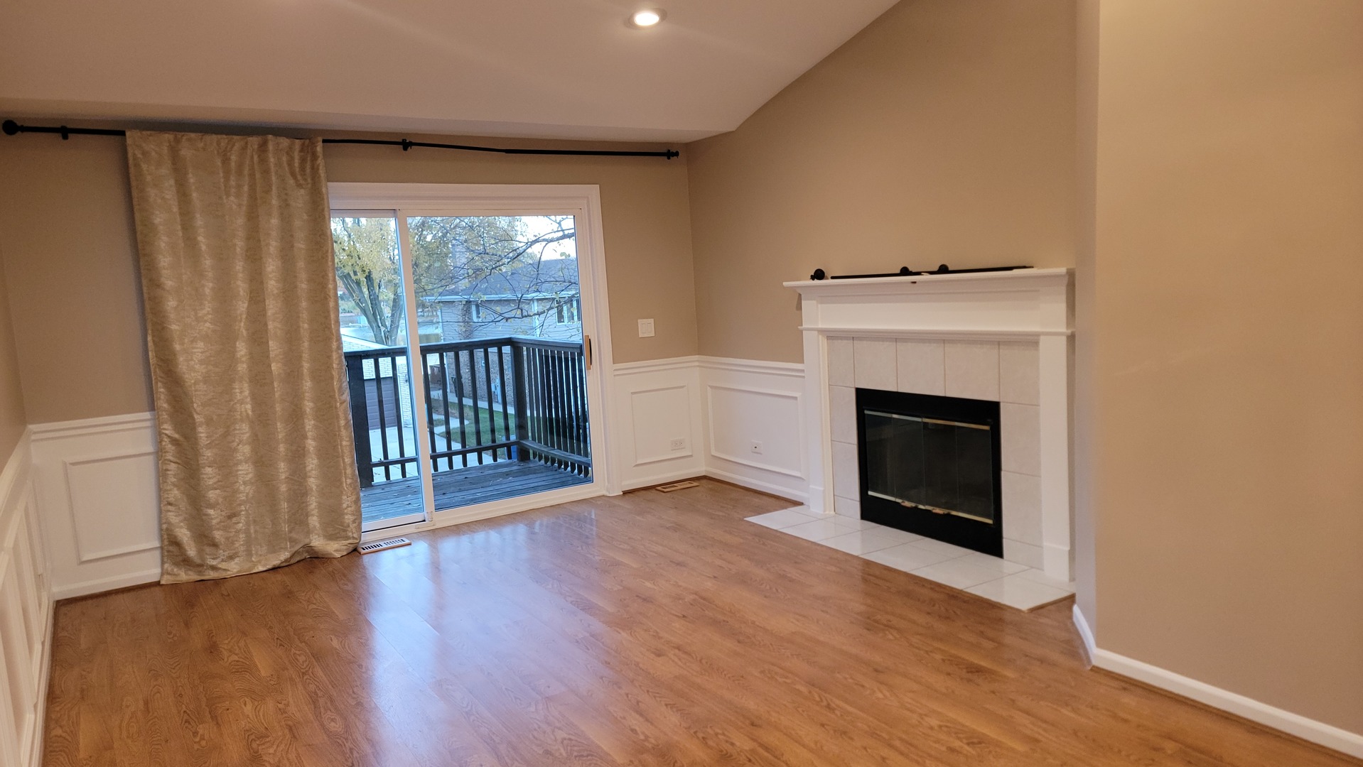 2765 S Cedar Glen Drive, Arlington Heights, IL 60005