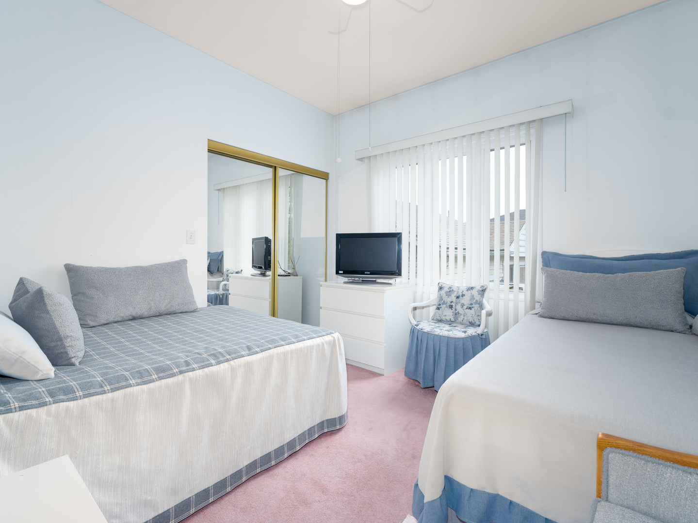 3308 N Octavia Avenue, Chicago, IL 60634