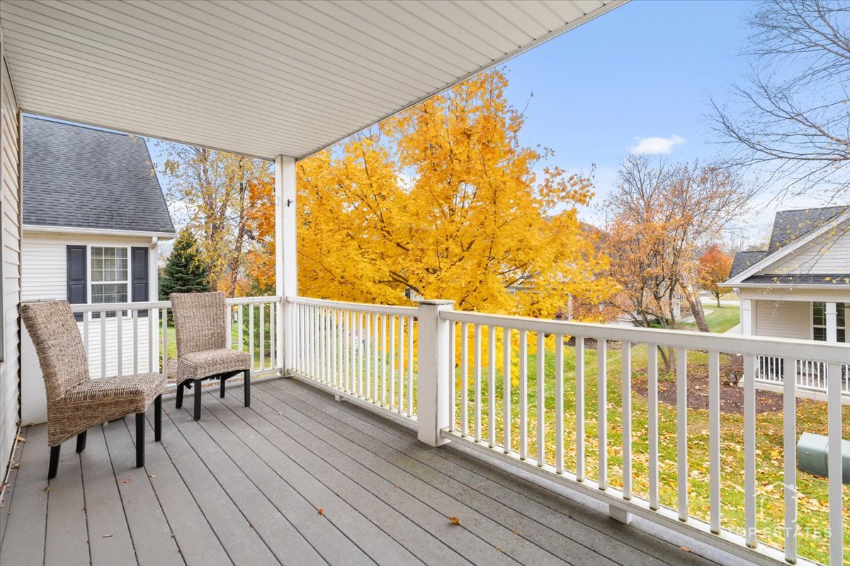 1039 Riviera Drive #1039, Elgin, IL 60124