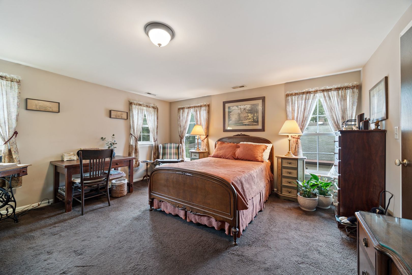 223 W Washington Boulevard, Lombard, IL 60148