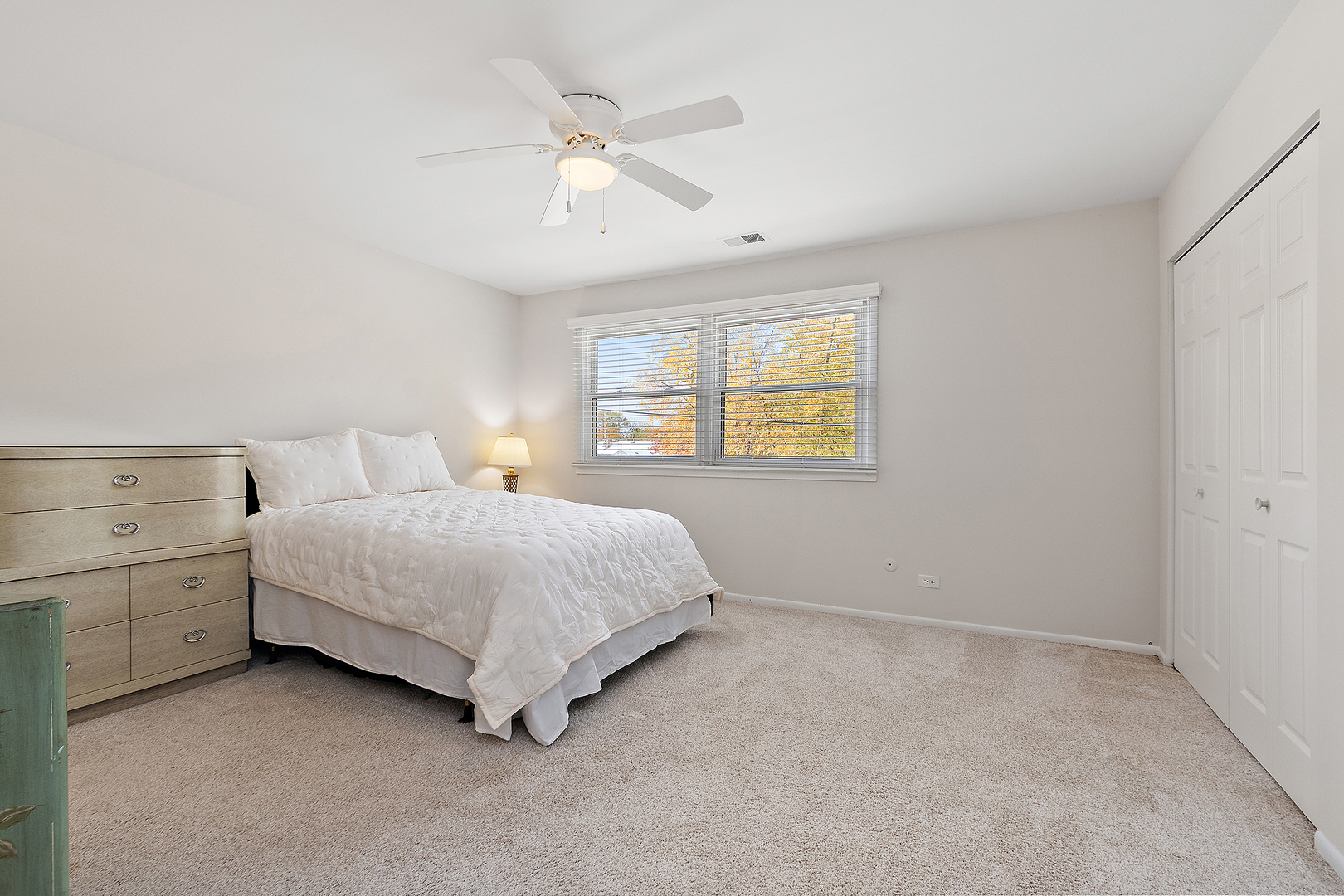 7682 S 88th Court, Justice, IL 60458