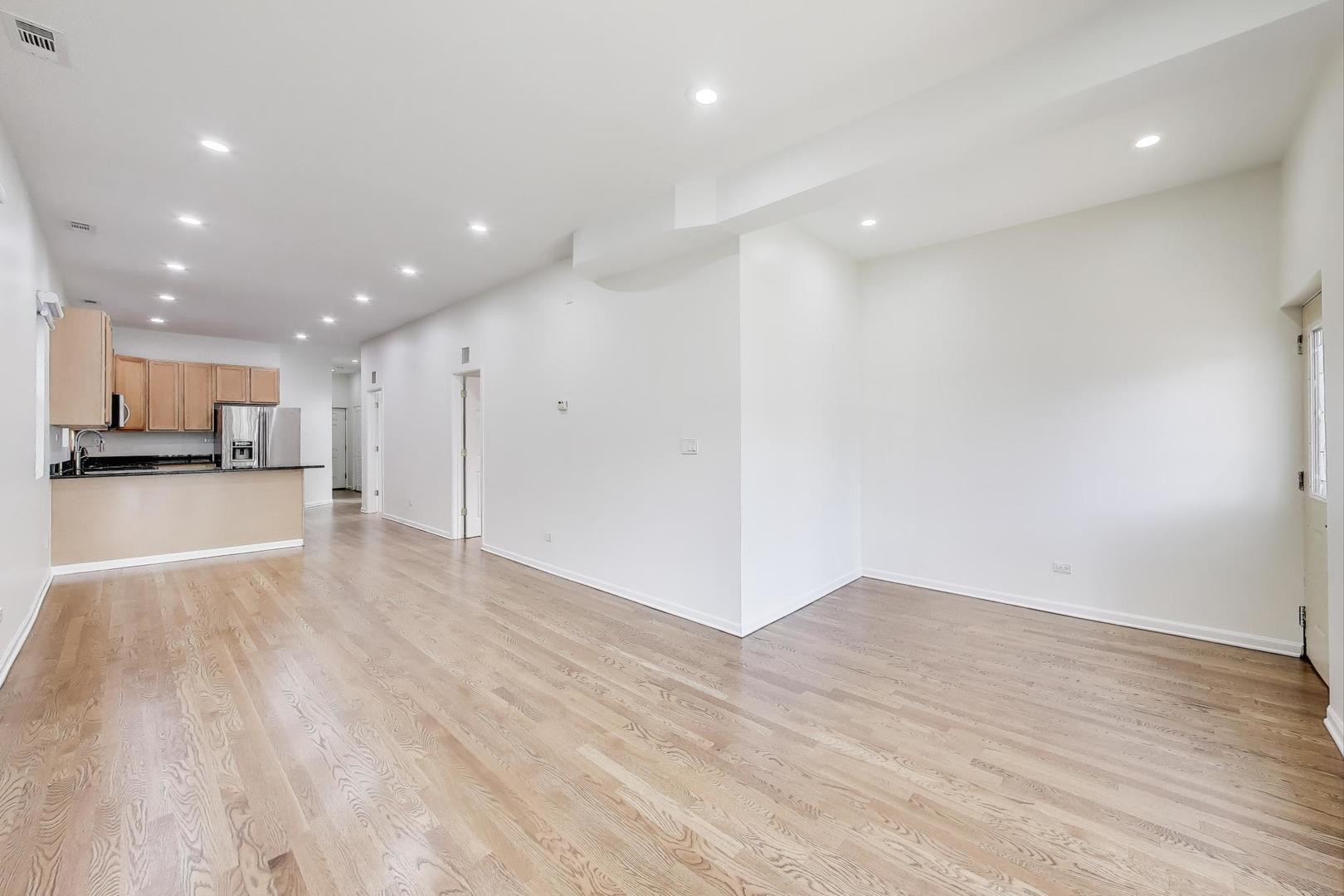 1940 N Ridgeway Avenue #2, Chicago, IL 60647