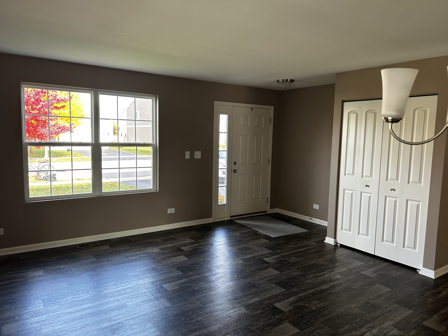 895 Timber Lake Drive, Antioch, IL 60002