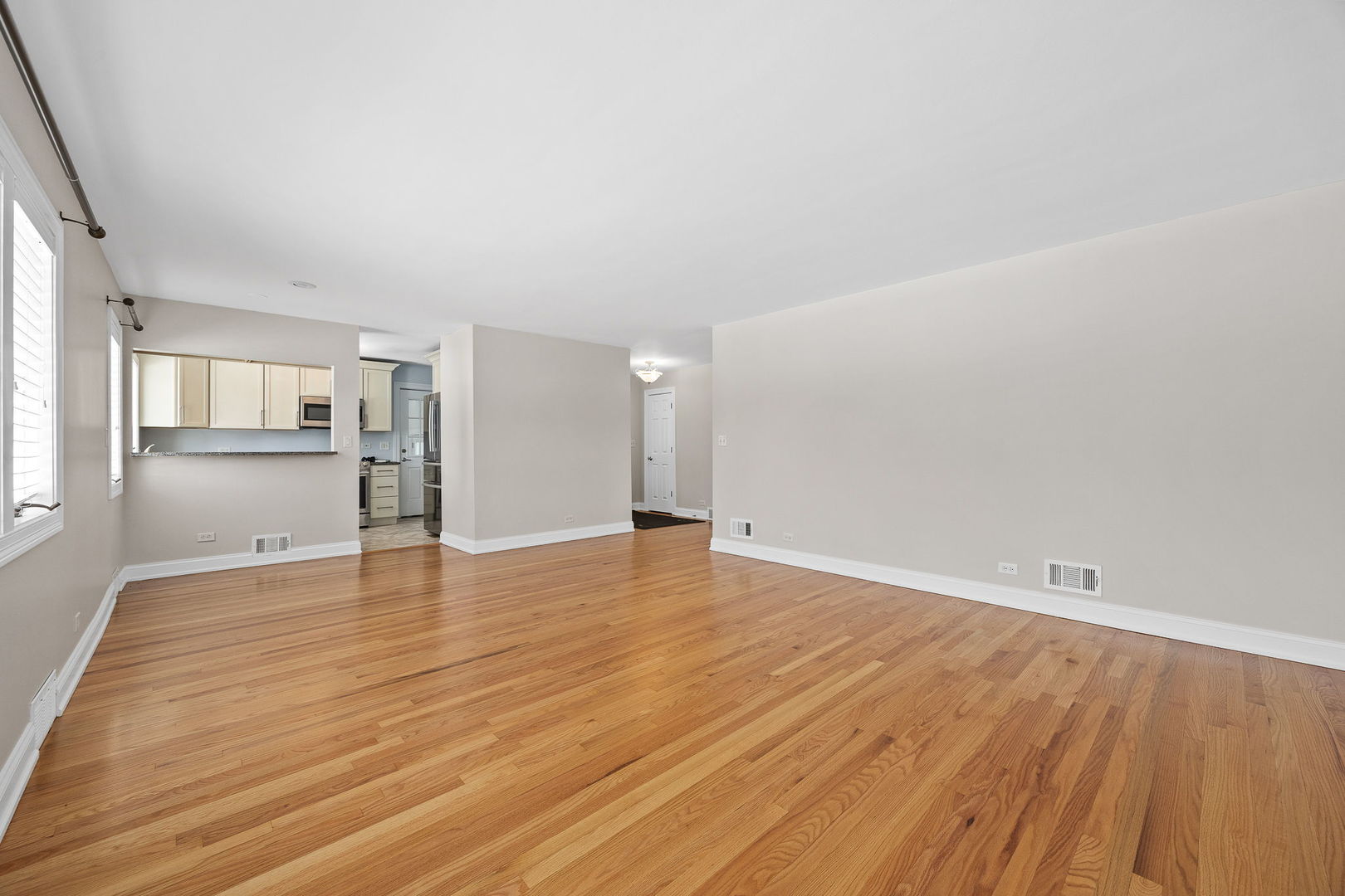 4426 Florence Avenue, Downers Grove, IL 60515