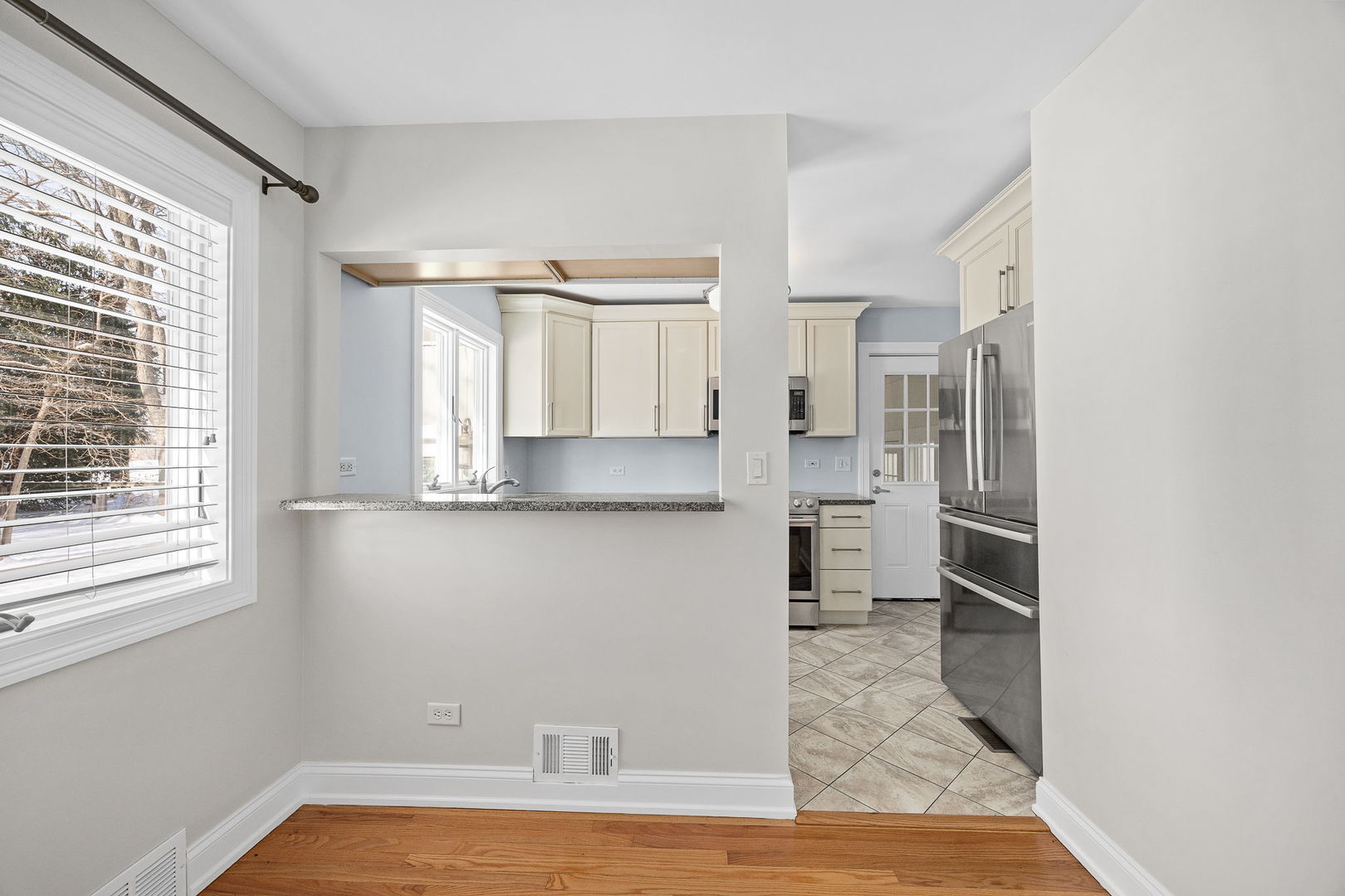 4426 Florence Avenue, Downers Grove, IL 60515