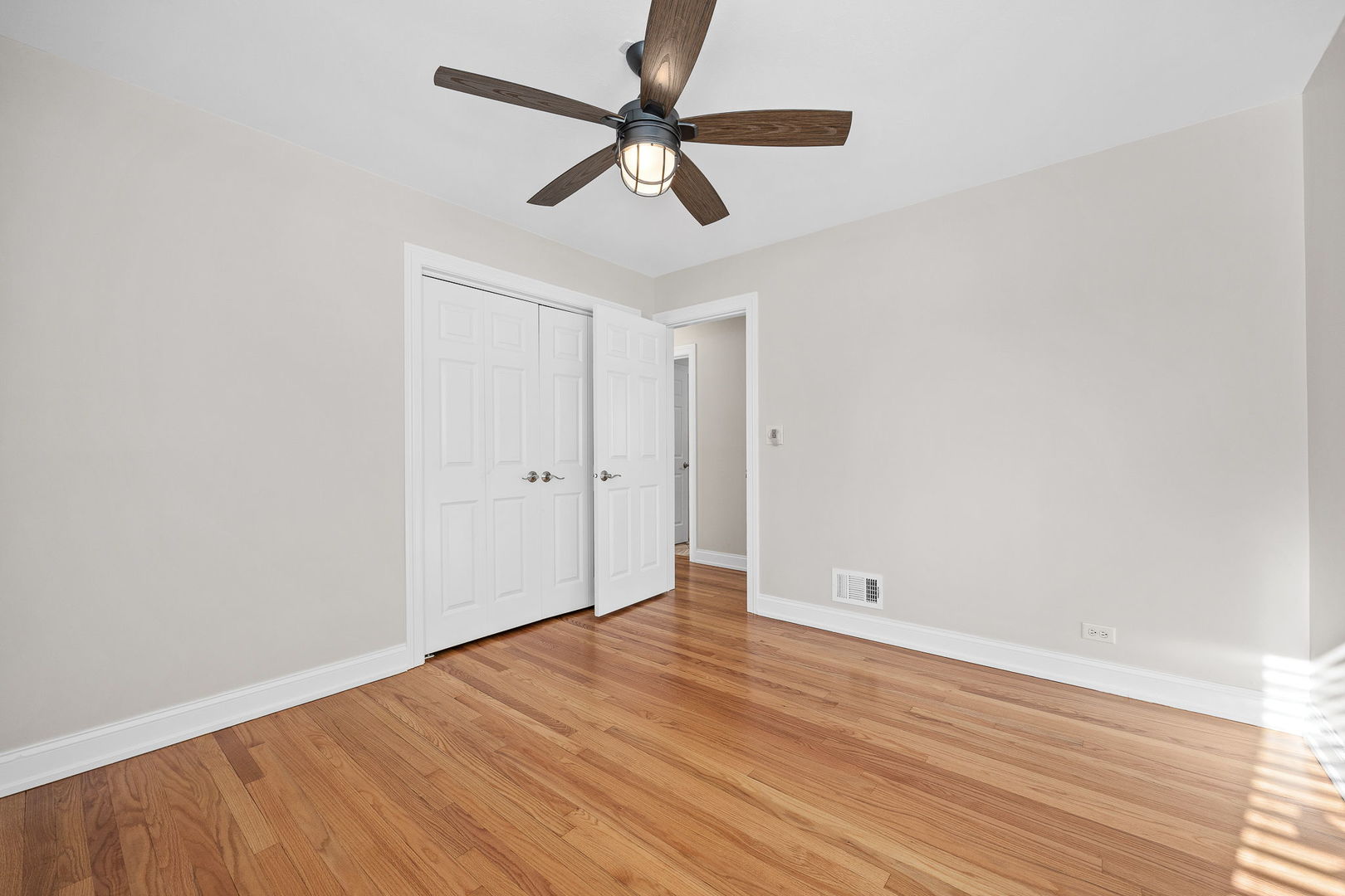 4426 Florence Avenue, Downers Grove, IL 60515