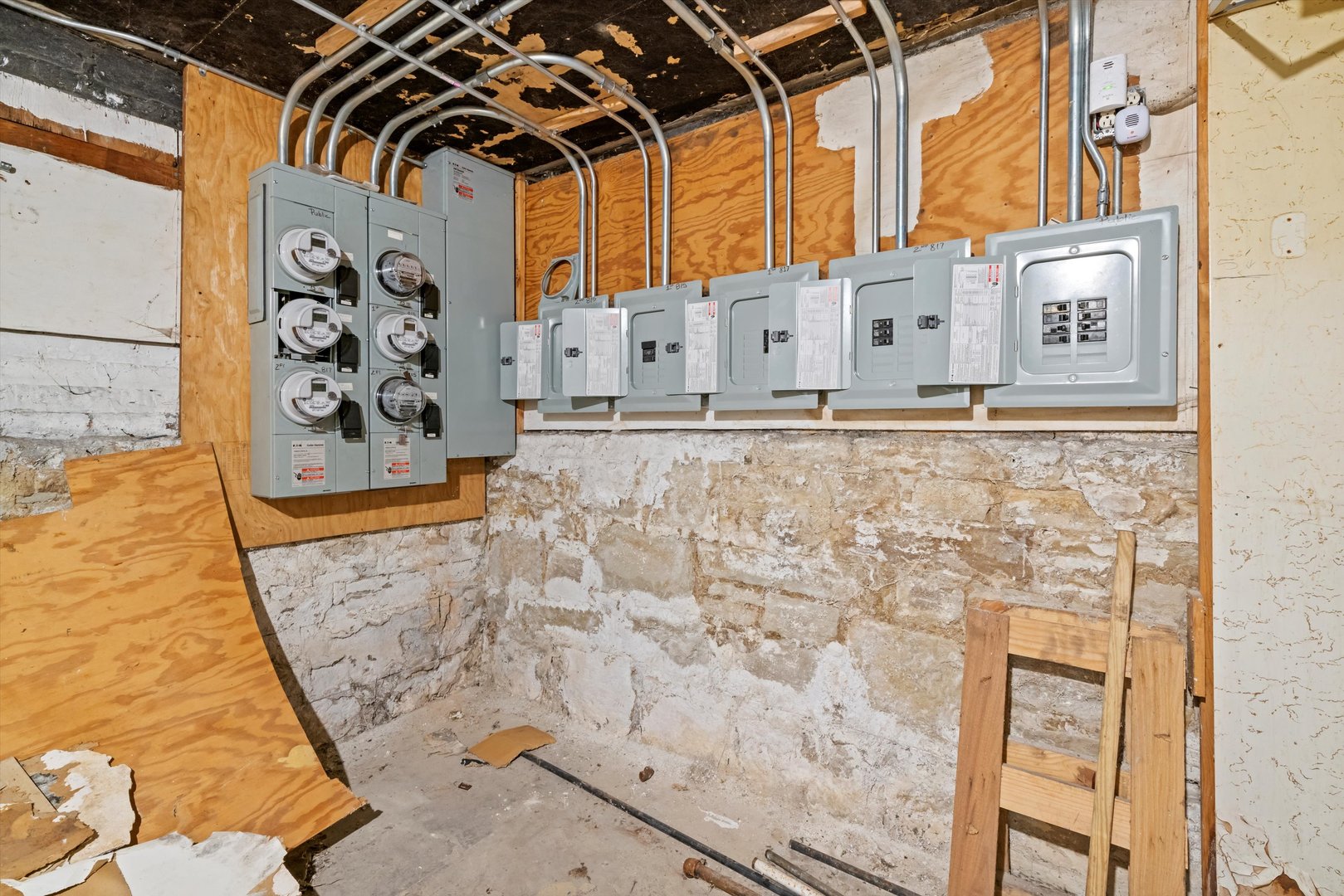 815 W 76th Street, Chicago, IL 60620