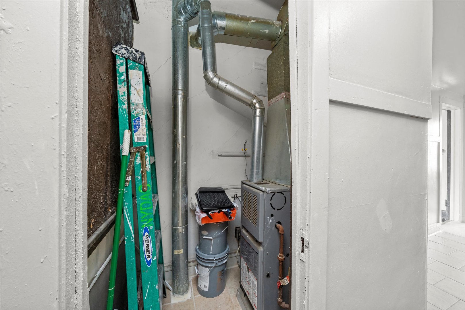 815 W 76th Street, Chicago, IL 60620