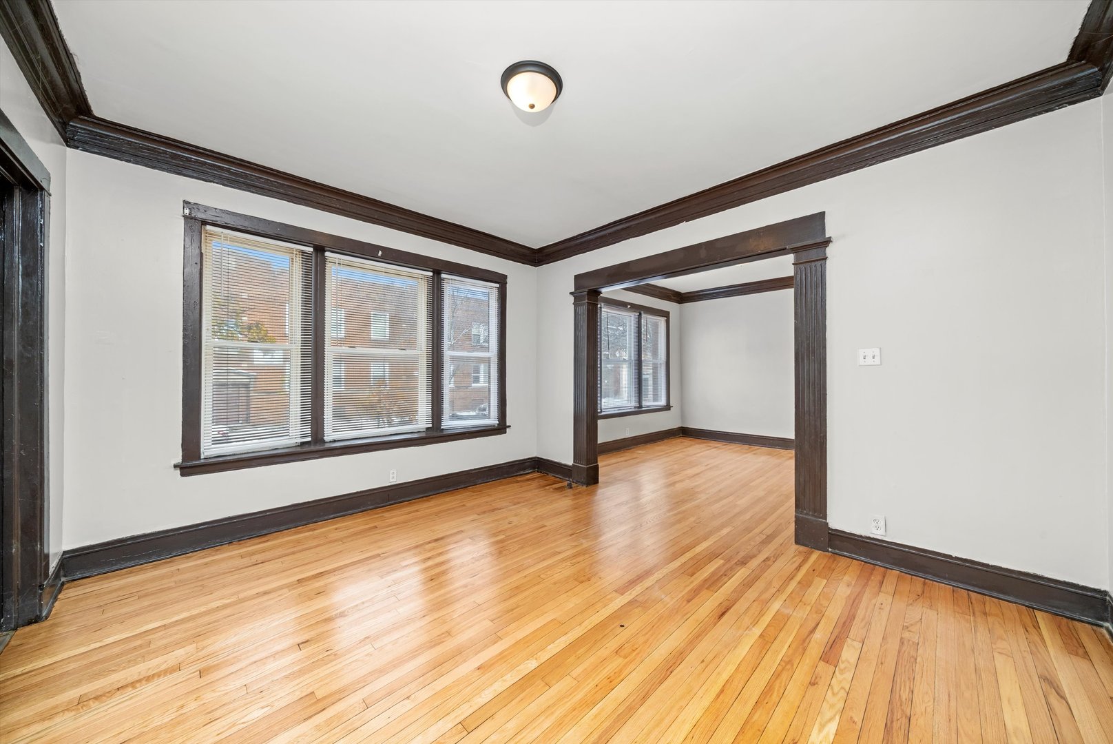 815 W 76th Street, Chicago, IL 60620