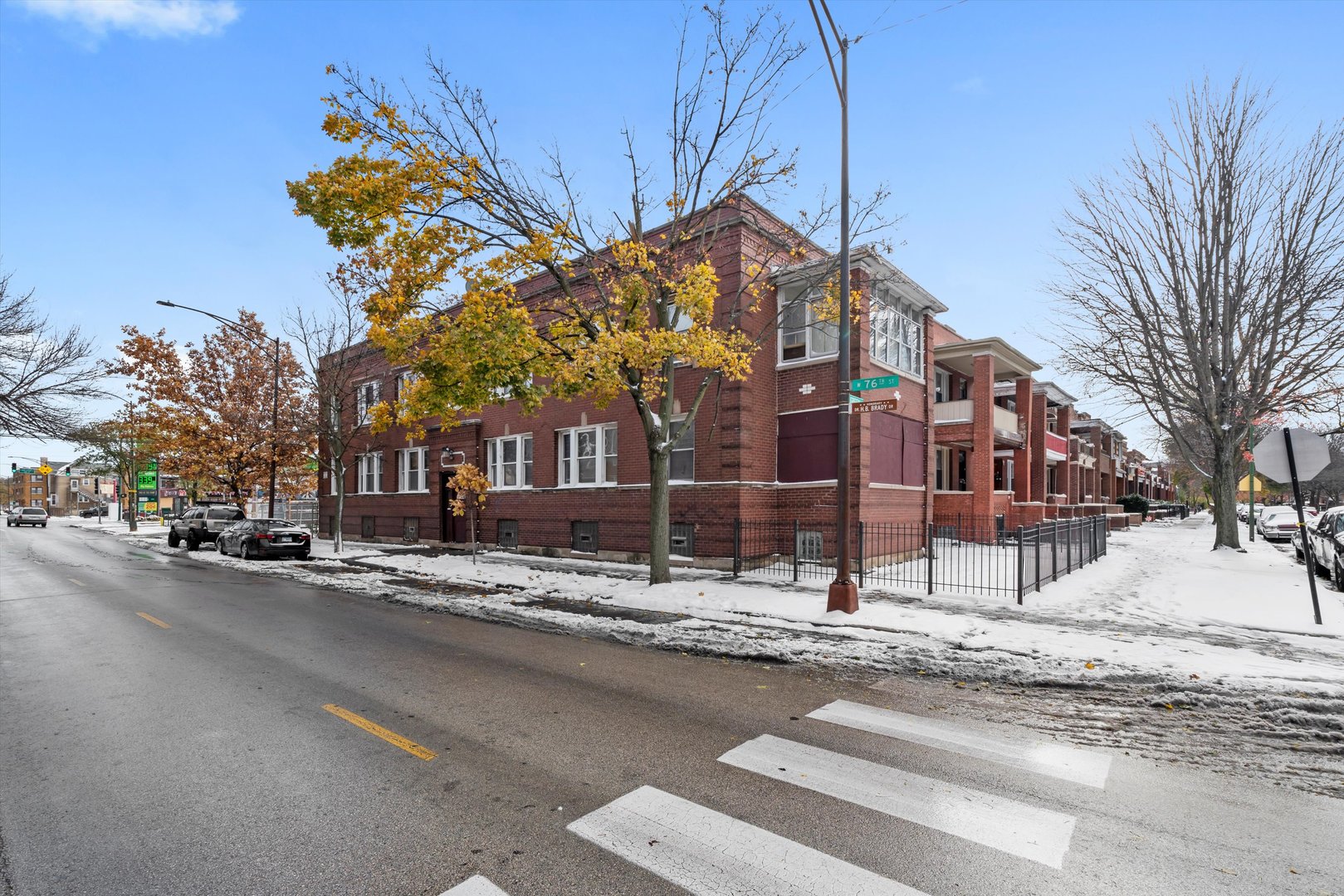 815 W 76th Street, Chicago, IL 60620