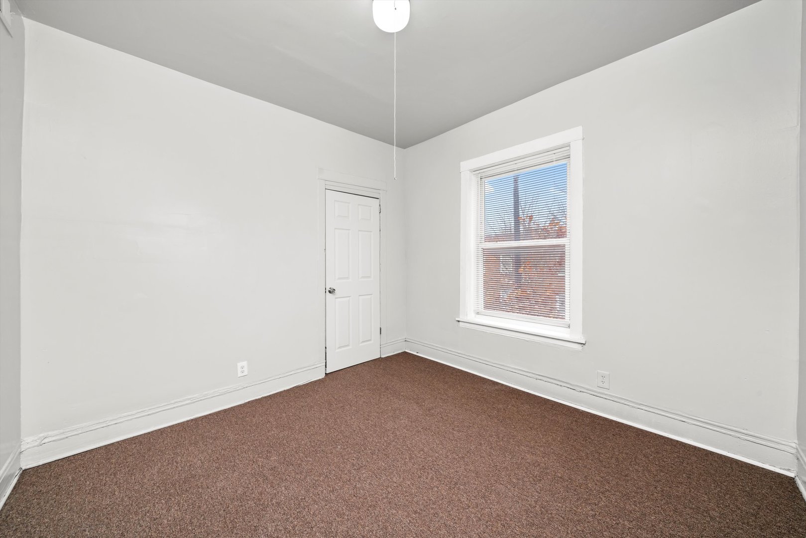 815 W 76th Street, Chicago, IL 60620