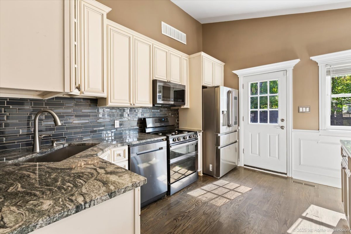 4325 Adeline Drive, Oak Lawn, IL 60453