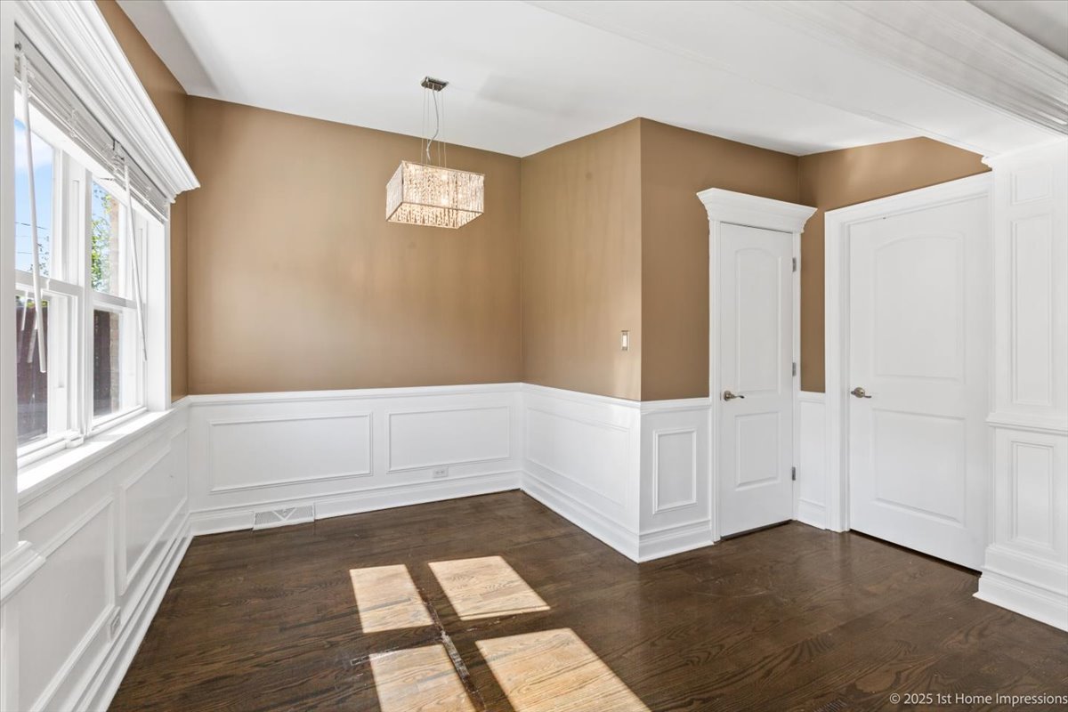 4325 Adeline Drive, Oak Lawn, IL 60453