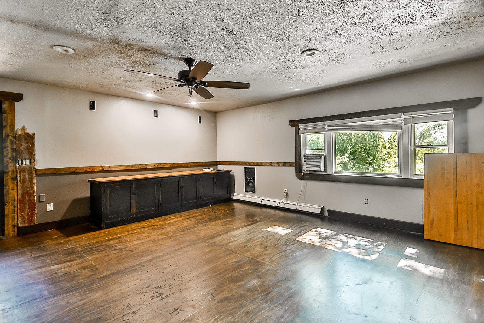 3579 S Bend Road, Rockford, IL 61109