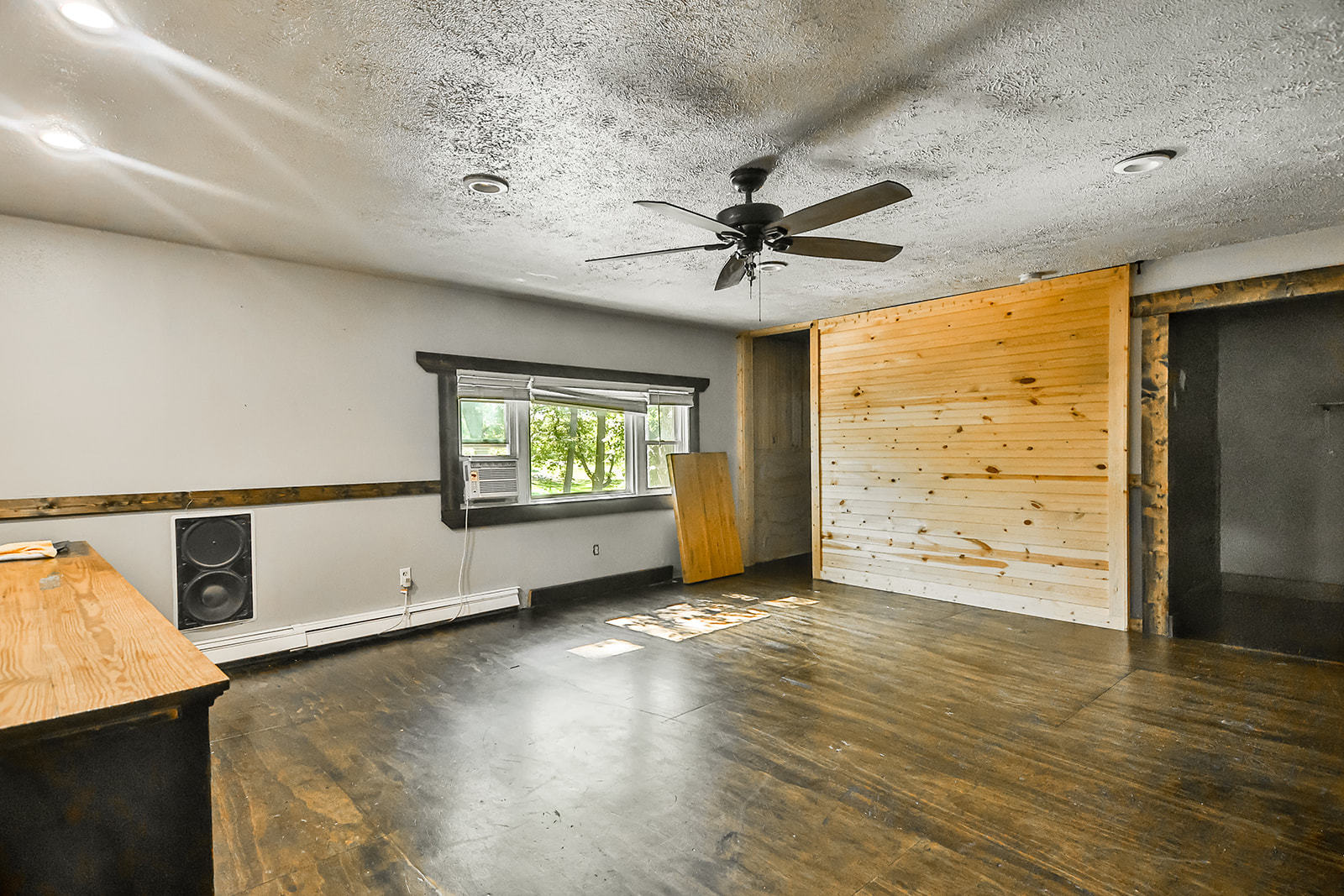 3579 S Bend Road, Rockford, IL 61109