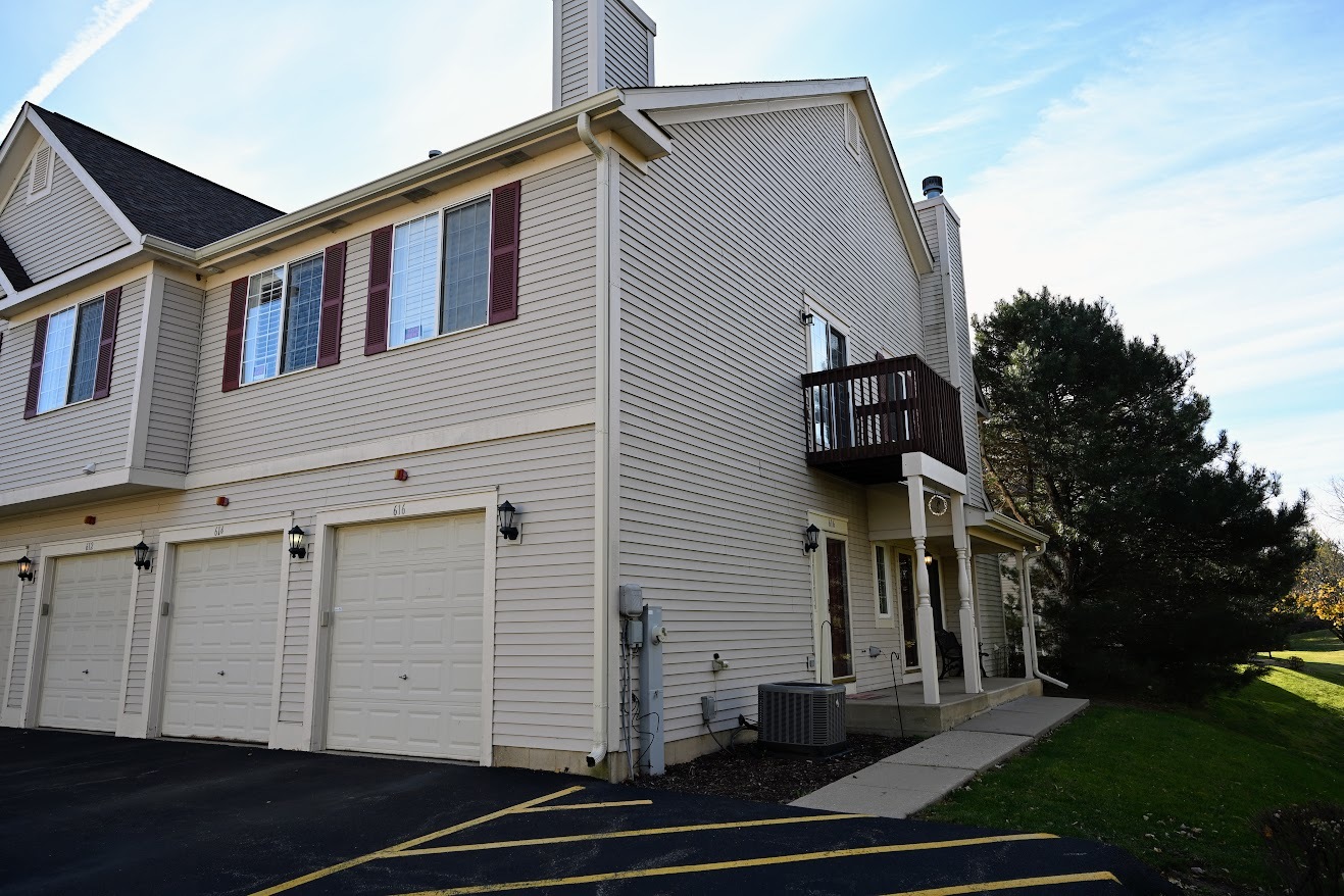 616 Windsor Drive #D, Fox Lake, IL 60020