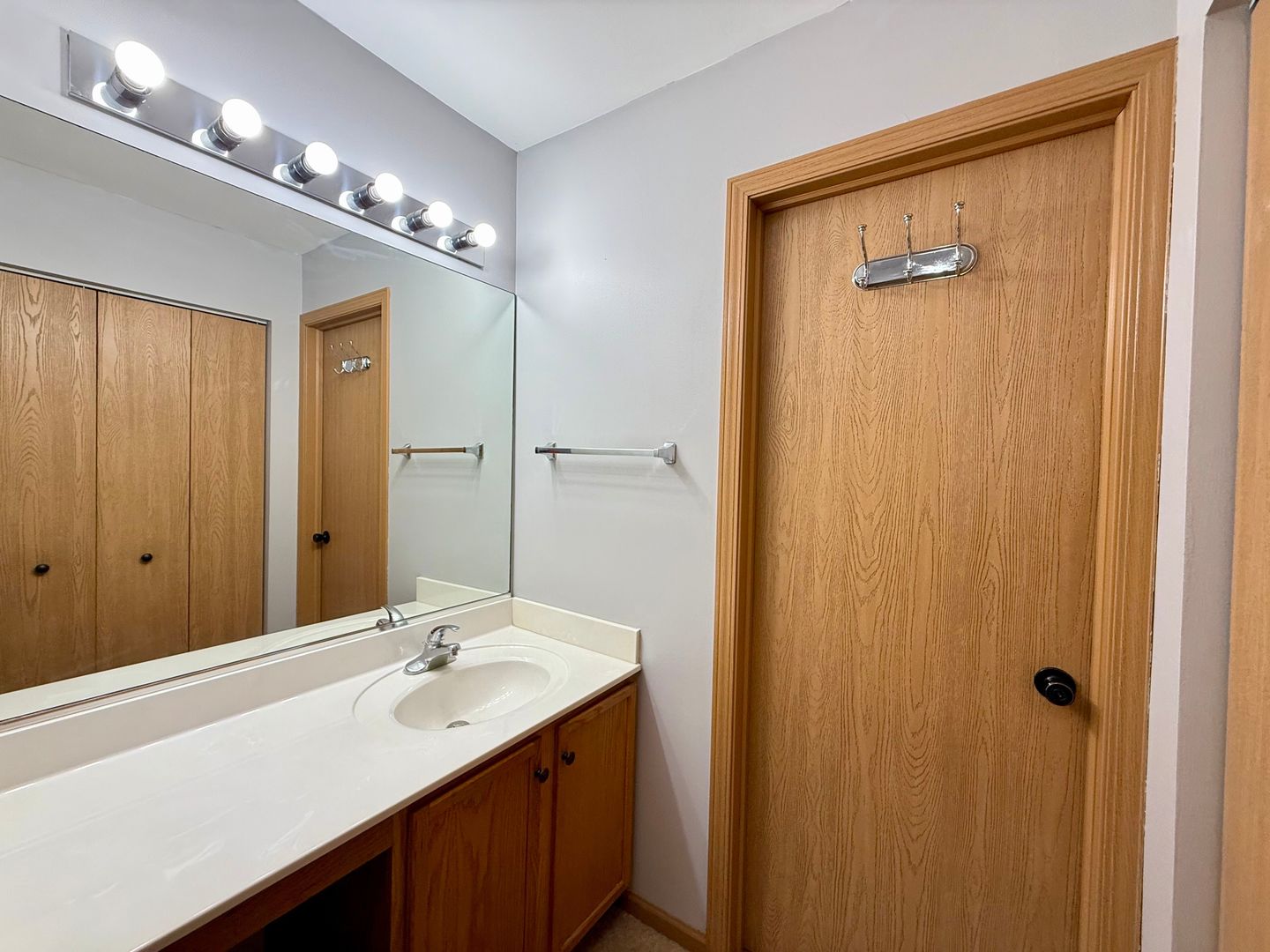 616 Windsor Drive #D, Fox Lake, IL 60020